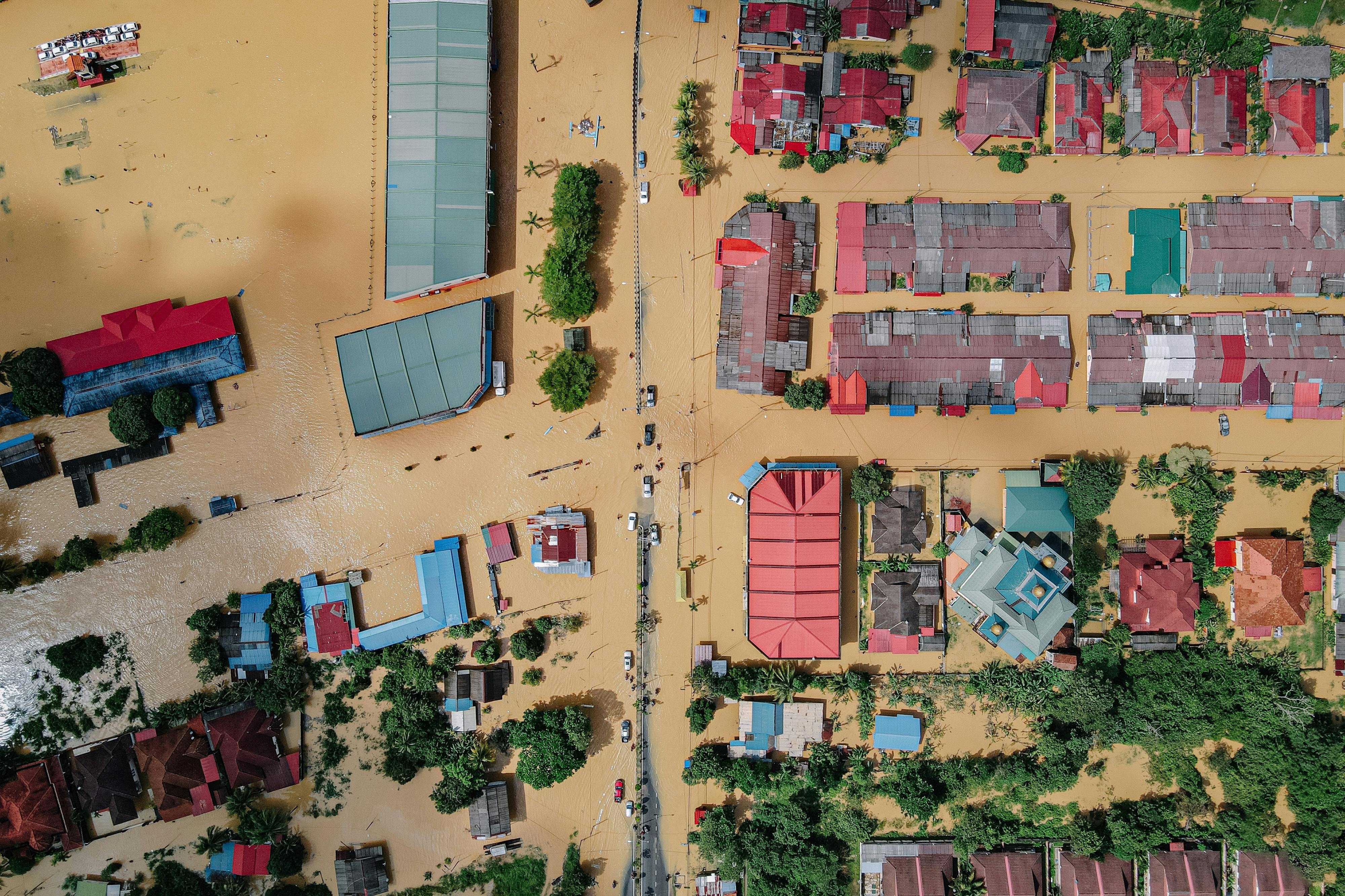 Krisis Lingkungan di Balik Banjir Bandang Sumatera Barat 